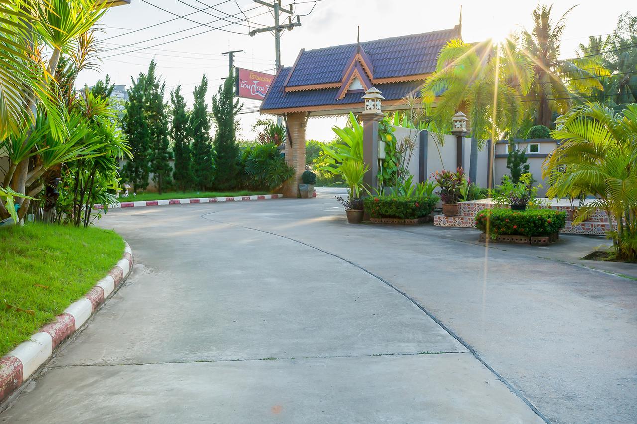Nida Rooms Central 89 Plaza Resort Surat Thani Esterno foto