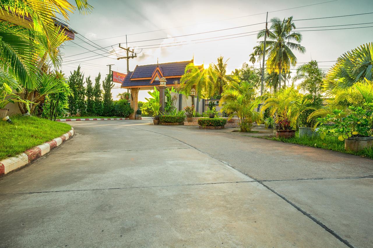 Nida Rooms Central 89 Plaza Resort Surat Thani Esterno foto